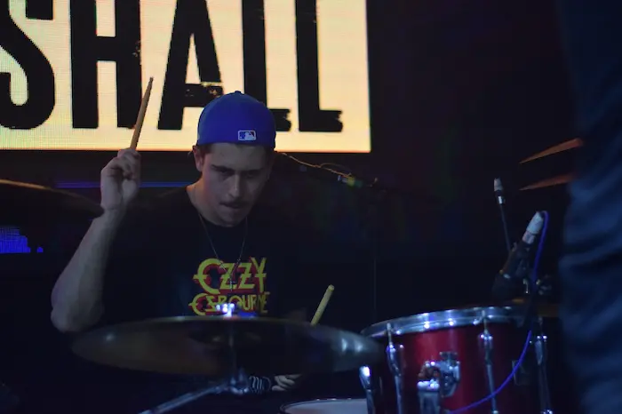 Caue Barros - Baterista